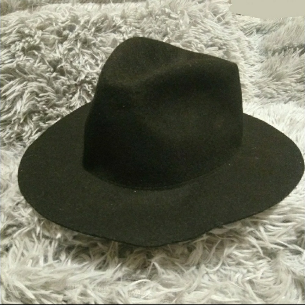 HATS | Black Oversized Fedora Hat!